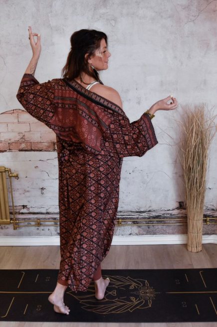 New! VL x WithSegerqvist ~ Be More silk kimono Det