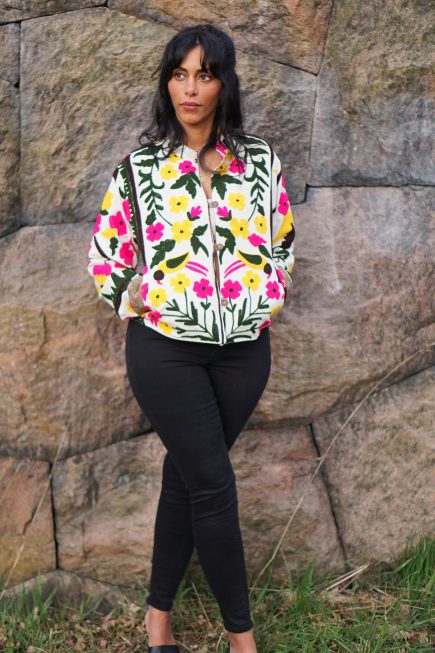 Suzani jacka Kaeya
